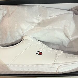 Tommy Hilfiger Womans White Shoes
